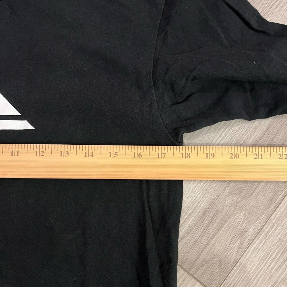 Vintage Quiksilver Black Tee with White Logo - Picture 4 of 7